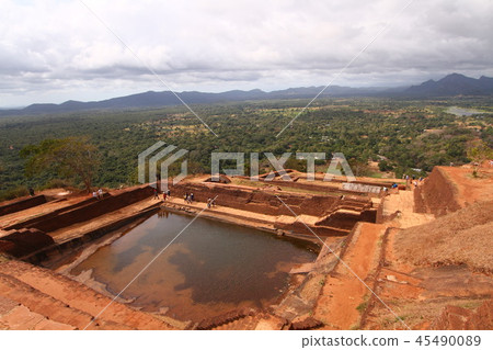 錫吉里耶岩石斯里蘭卡 45490089