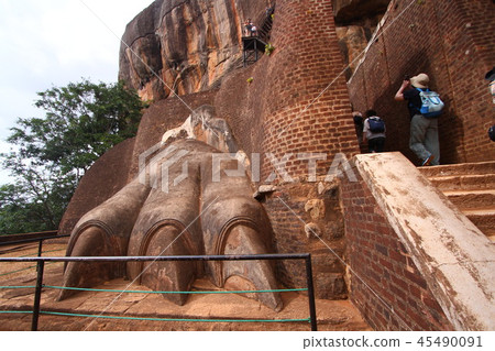 錫吉里耶岩石斯里蘭卡 45490091