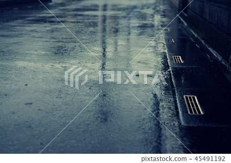 雨 雨 45491192