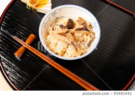 松茸蘑菇飯 松茸蘑菇飯 45491442
