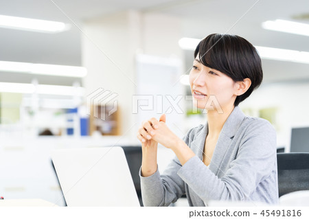女商人女性員工女性辦公室工作者辦公室圖像工作場所企業圖像 45491816