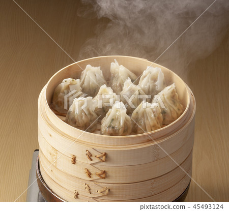 Chinese Steamed Dumplings  45493124