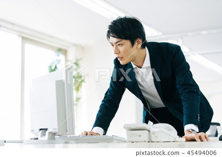 商人在辦公室裡 45494006