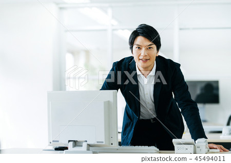商人在辦公室裡 45494011