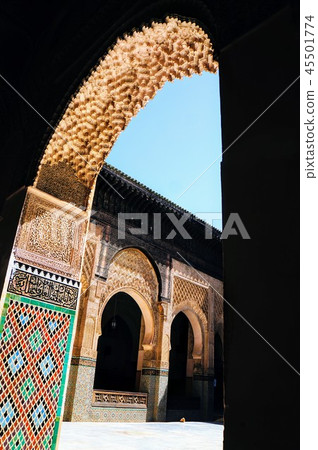 Boo Iner Niya Madrasa 45501774