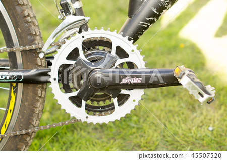 Bicycle wheel with knitting needles, pedals and a Bicycle wheel with knitting needles, pedals and a 45507520