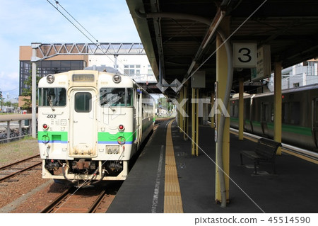 在Ishikari-Tobetsu站，Kiha 40列車 45514590