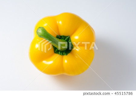Paprika, yellow peppers 45515786