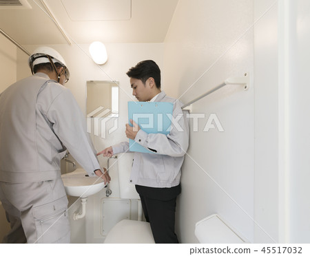 Matching salesman and contractor 45517032