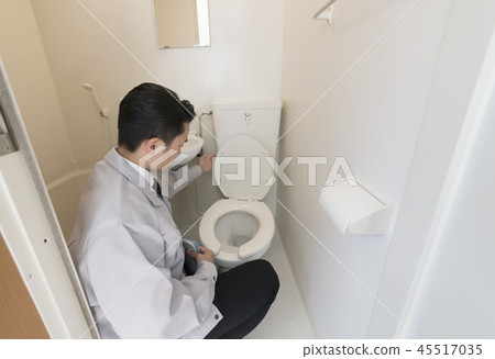 Equipment inspection of the toilet Investigation before failure / repair / renovation Equipment inspection of the toilet Investigation before failure / repair / renovation 45517035