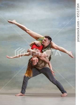 Two people dancing 45517164