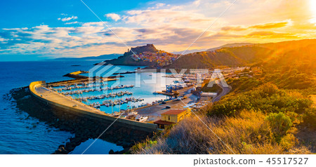 Beautiful alley of castelsardo old city - sardinia - italy. 45517527