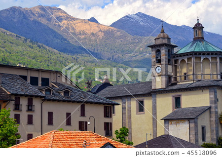 Beautiful view in the south Italy 45518096