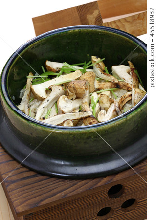 松茸蘑菇飯 45518932