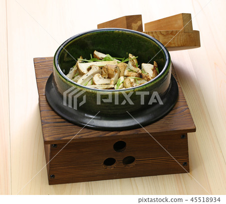 松茸蘑菇飯 45518934