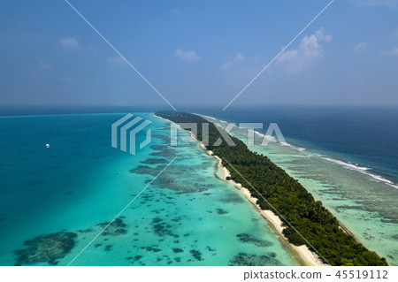 Maldives aerial view panorama landscape 45519112
