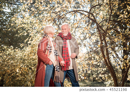 Joyful senior people enjoying their first date 45521198