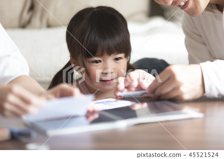 Family group image Family group image 45521524