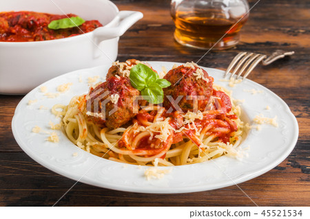 Pasta and meatballs with tomato sauce Pasta and meatballs with tomato sauce 45521534