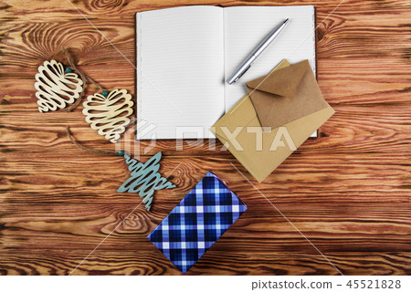 Christmas composition. Notebook to write goals  45521828