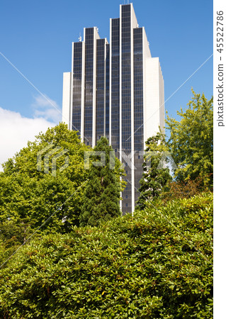 Building Building 45522786