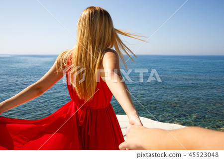Follow me Follow me 45523048