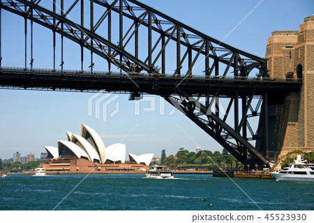 Sydney Harbour Scene Sydney Harbour Scene 45523930