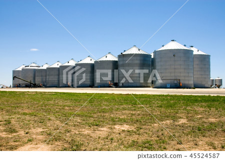 Grain Silos Grain Silos 45524587