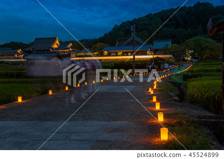 明日香的奈良明日香村走廊在立花寺前面的一個斜坡 45524899
