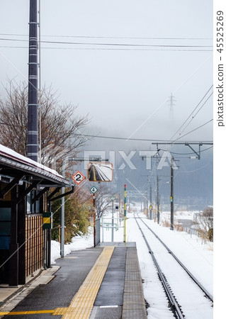 Scenery of snowy country Scenery of snowy country 45525269