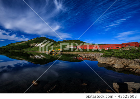 “北阿爾卑斯山白馬歐克”白馬歐克和白馬奧克薩索水鏡 “北阿爾卑斯山白馬歐克”白馬歐克和白馬奧克薩索水鏡 45525608