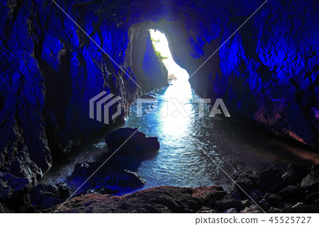 Three major power spots in Japan Blue caves at the Noto Peninsula tip sanctuary Three major power spots in Japan Blue caves at the Noto Peninsula tip sanctuary 45525727