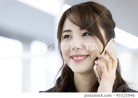 商務女性智能手機 商務女性智能手機 45525946