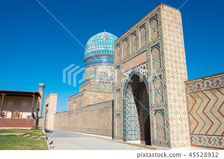 World Heritage Bibihanim Mosque (Bibi-Khanym Mosque) Uzbekistan Samarkand 45528912