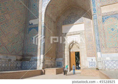 World Heritage Bibihanim Mosque (Bibi-Khanym Mosque) Uzbekistan Samarkand World Heritage Bibihanim Mosque (Bibi-Khanym Mosque) Uzbekistan Samarkand 45528925