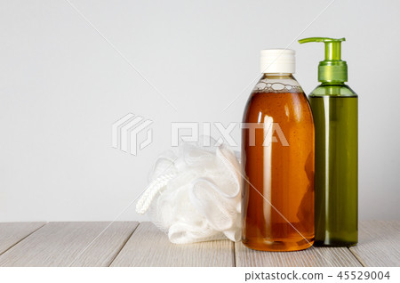 Composition with plastic bottles and shower sponge 45529004