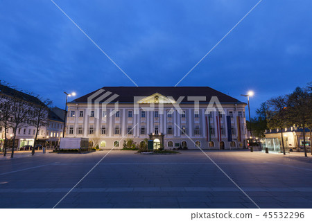 Neues Rathaus on Neuer Platz in Klagenfurt 45532296