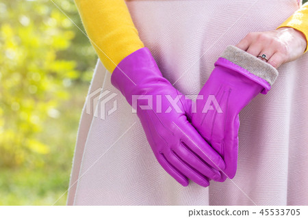 insulated fuchsia gloves insulated fuchsia gloves 45533705