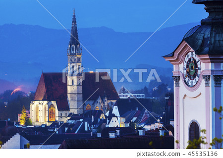 Stadtpfarrkirche in Steyr Stadtpfarrkirche in Steyr 45535136
