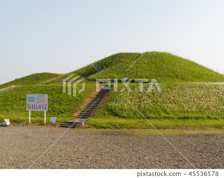 Kannon Mountain Ancient Tomb 45536578
