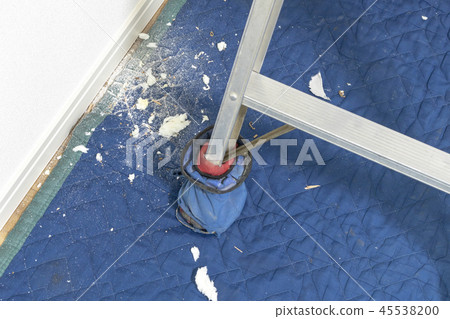 Garbage that came out by drilling air conditioners Garbage that came out by drilling air conditioners 45538200