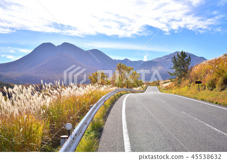 Mt. Mitaka 1745m from Kusangusai Road Kuju Kogen Iida Kogen 45538632