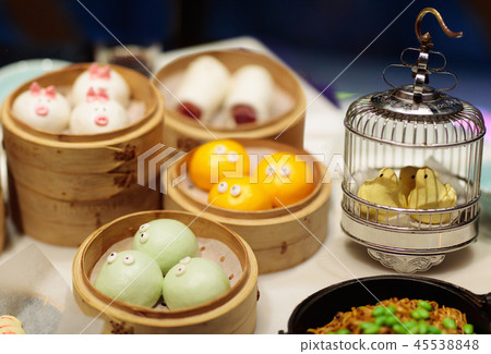 Dim sum in bamboo steamer, animal theme for kids Dim sum in bamboo steamer, animal theme for kids 45538848