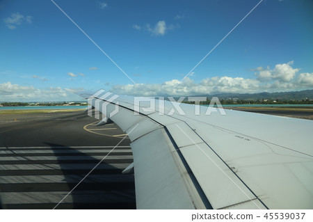 Scenery from an airplane 45539037