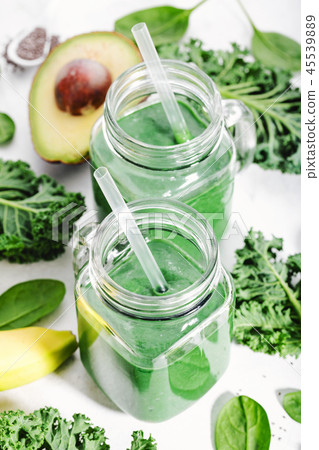 Fresh made green smoothie in bottle 45539889