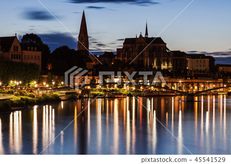 Auxerre along Yonne River Auxerre along Yonne River 45541529