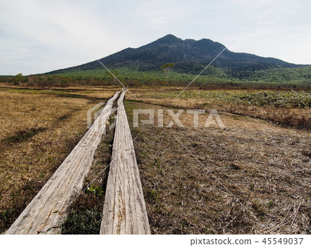 Spring Ozegahara and Mt. Kasumigatake Spring Ozegahara and Mt. Kasumigatake 45549037