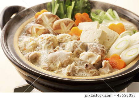 Chicken's hot pot 45553055