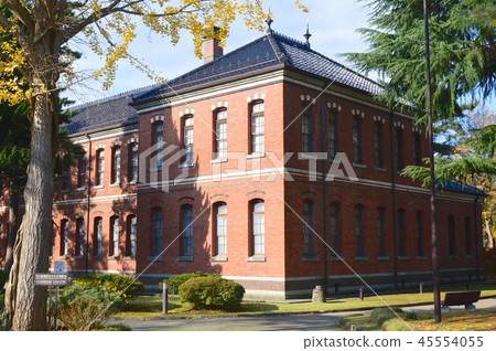 Four Memorial Cultural Exchange Center (former · Fourth Middle School Main Building) (2-2-5 Hirosaka, Kanazawa City, Ishikawa Prefecture) 45554055
