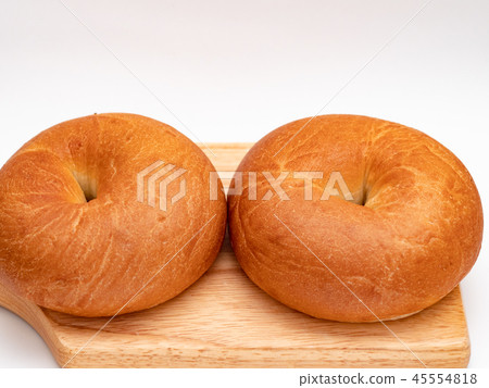 begal on wood plate 45554818